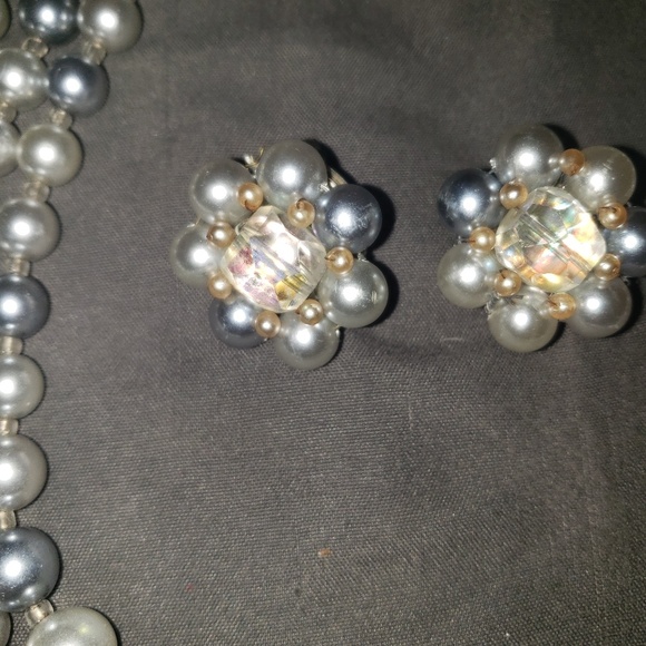 Vintage necklace and Earring set - Picture 2 of 3
